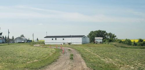 234082 Rge Rd 264, Rural Wheatland County, AB, T1P0X4 | Card Image