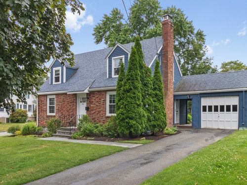 79 Cedarwood Ave, Waltham, MA, 02453-7636 | Card Image