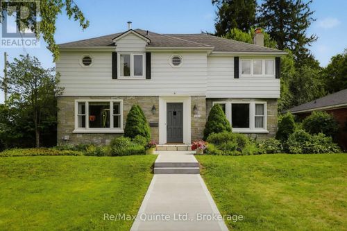 271 Bridge St E, Belleville, ON, K8N1P4 | Card Image