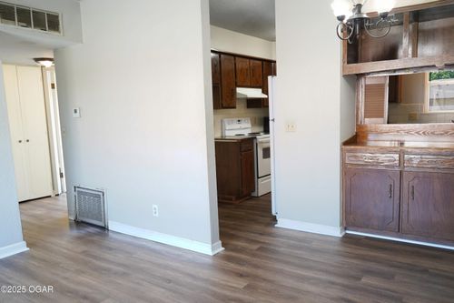 4-1715 Wisconsin Ave, Joplin, MO, 64804-0820 | Card Image