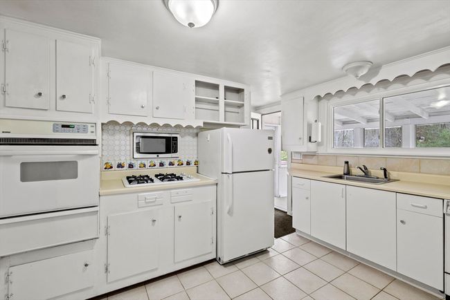 165 S Acton Rd, House other with 3 bedrooms, 1 bathrooms and 4 parking in Stow MA | Image 9