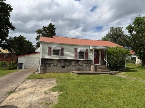 1505 Lawndale St, Fayetteville, TN, 37334-2035 | Card Image
