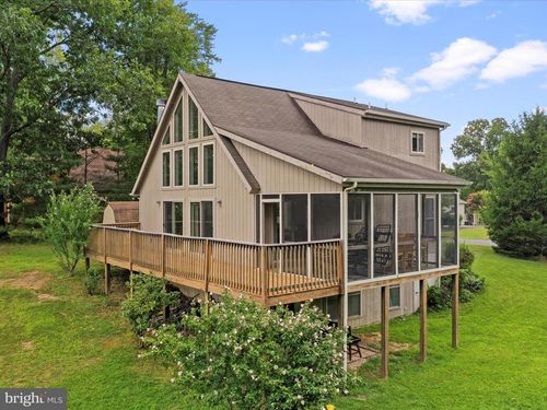 155 Nokomis Trl, HEDGESVILLE, WV, 25427-4244 | Card Image