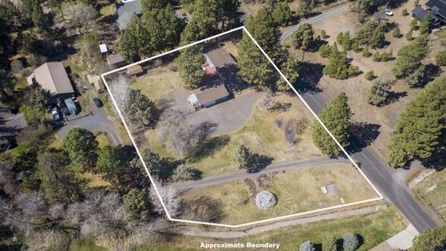 20061 Glen Vista Road, Bend, OR, 97703 | Card Image