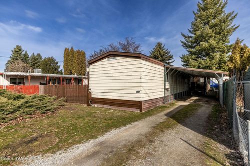 653 Wyoming, Hayden, ID, 83835 | Card Image