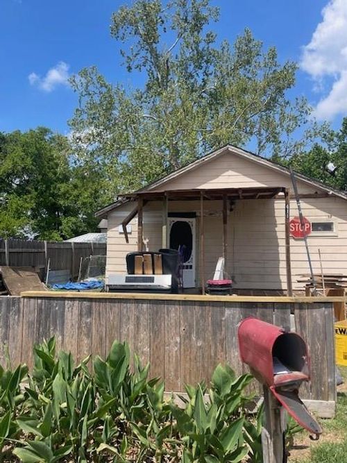 611 7th St, Humble, TX, 77338-3739 | Card Image