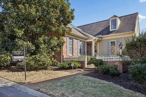 24 Washington Park, Nashville, TN, 37205-4734 | Card Image