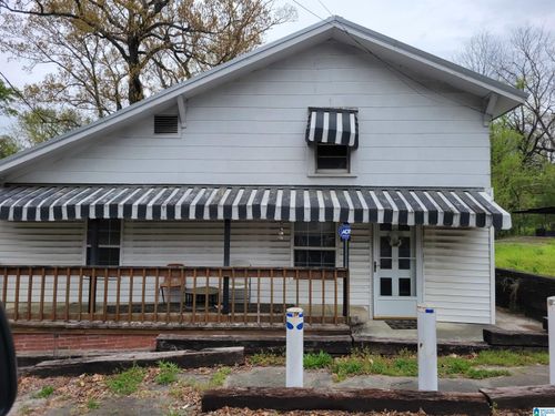 801 Rutledge Dr, MIDFIELD, AL, 35228-2549 | Card Image