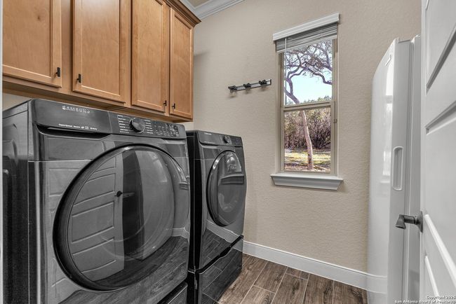 663 Private Road 1712, House other with 3 bedrooms, 3 bathrooms and null parking in Mico TX | Image 56