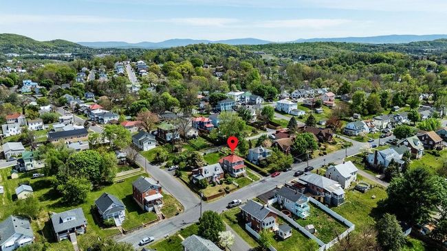 105 Austin Ave, House other with 2 bedrooms, 1 bathrooms and null parking in STAUNTON VA | Image 37