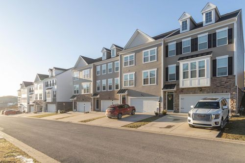 13 Dover Ct, Bridgeport, WV, 26330-2036 | Card Image