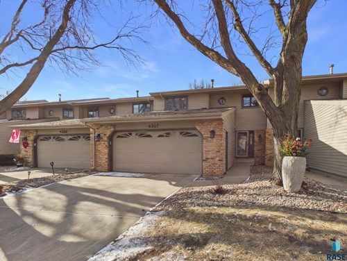 4307 S Townpark Pl Place, Sioux Falls, SD, 57105 | Card Image