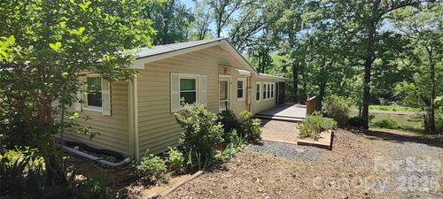 769 Dennis Rd, Troy, NC, 27371-9109 | Card Image
