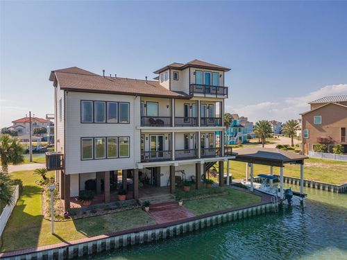 26 Half Moon, Hitchcock, TX, 77563-3687 | Card Image