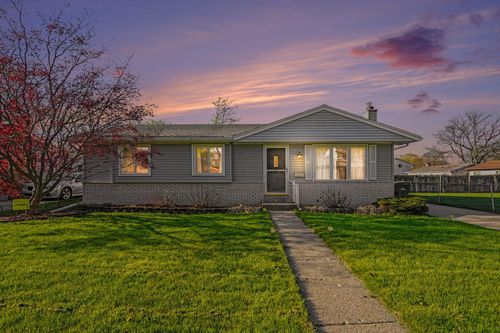 3527 Karen Street, Lansing, MI, 48911 | Card Image