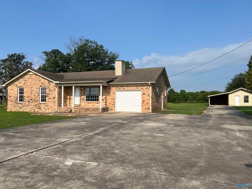 16767 Glaze Rd, Athens, AL, 35611-7552 | Card Image