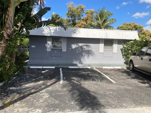 1-15 Ne 16th Ct, Fort Lauderdale, FL, 33305-2906 | Card Image