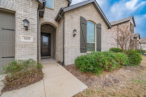 1633 Castleford Dr, Forney, TX, 75126-1749 | Card Image