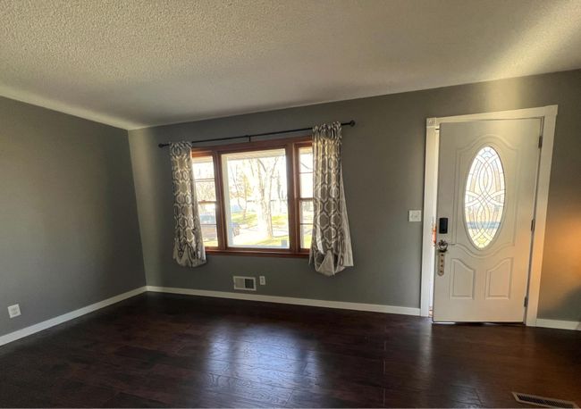 Living room front door.JPG | Image 11