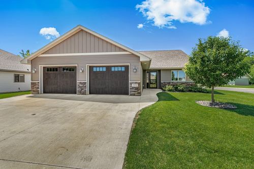 101 Barry Loop Nw, Richmond, MN, 56368-4561 | Card Image