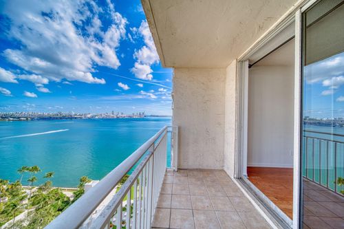 apt-1803-770 Claughton Island Dr, Miami, FL, 33131-2631 | Card Image