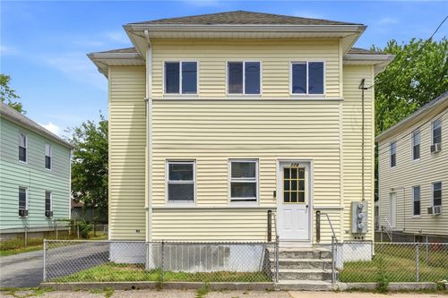 178 Coyle Ave, Pawtucket, RI, 02861-4515 | Card Image