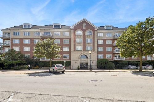 apt-305-14 S Ashland Ave, La Grange, IL, 60525-2369 | Card Image