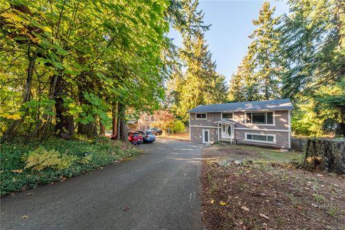 5810 Hammond Bay Rd, Nanaimo, BC, V9T5N3 | Card Image