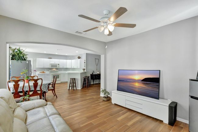 APT-36-202 - 170 Sw Peacock Blvd, Condo with 3 bedrooms, 2 bathrooms and null parking in Port St. Lucie FL | Image 7