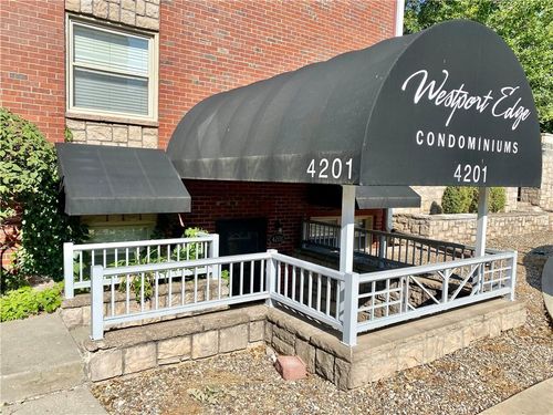 4207 Clark Ave, Kansas City, MO, 64111-3138 | Card Image