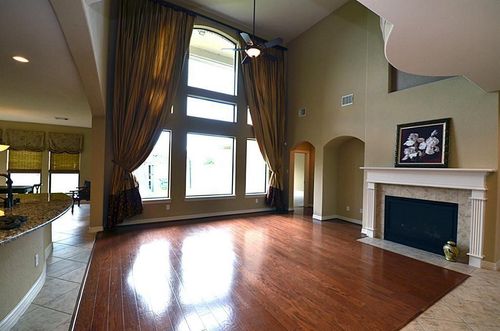 2498 Encino Ave, League City, TX, 77573-2688 | Card Image