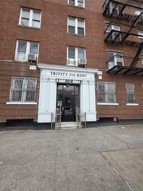 8e-2015 Southern Blvd, Bronx, NY, 10460-1406 | Card Image