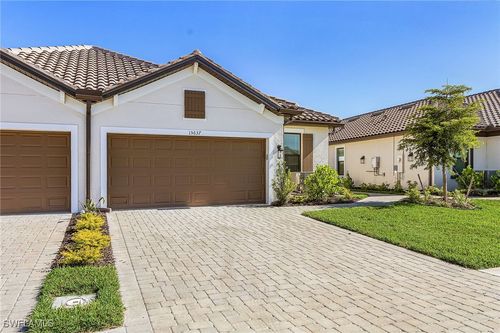 15637 Gavello St, Naples, FL, 34114-3235 | Card Image