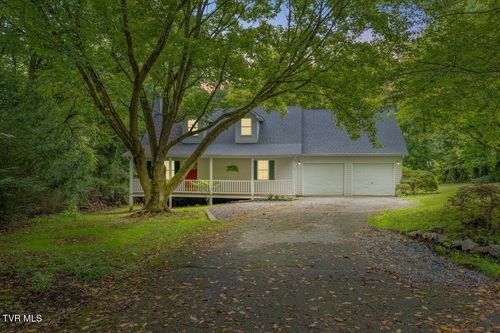 105 Beech Ln, Roan Mountain, TN, 37687-3383 | Card Image