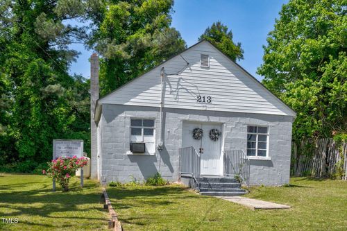 213 Warren St, Rocky Mount, NC, 27801-5825 | Card Image
