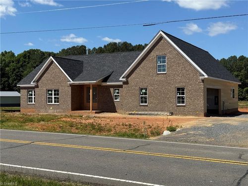 156 Greenhill Rd, Mocksville, NC, 27028-4200 | Card Image