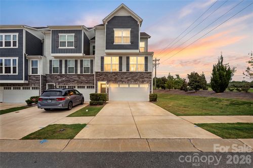 963 Portrush Ln, Tega Cay, SC, 29708-6002 | Card Image