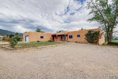 240 Camino Del Santiago, Taos, NM, 87571-4306 | Card Image