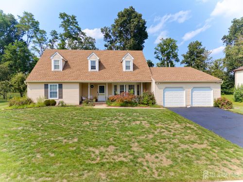 32 Silvers Ln, Plainsboro, NJ, 08536-1116 | Card Image
