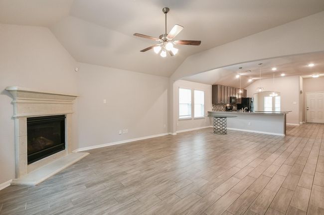 2233 Garden Square Path, House other with 3 bedrooms, 2 bathrooms and 2 parking in Spring TX | Image 13