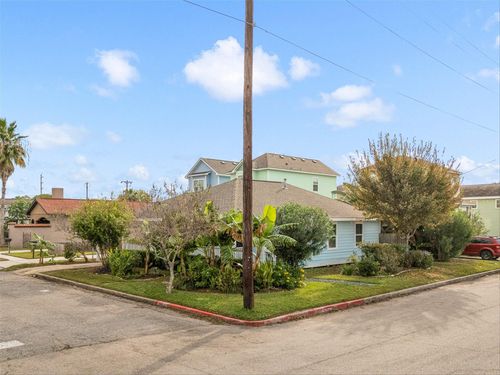 1602 55th St, Galveston, TX, 77551-4723 | Card Image