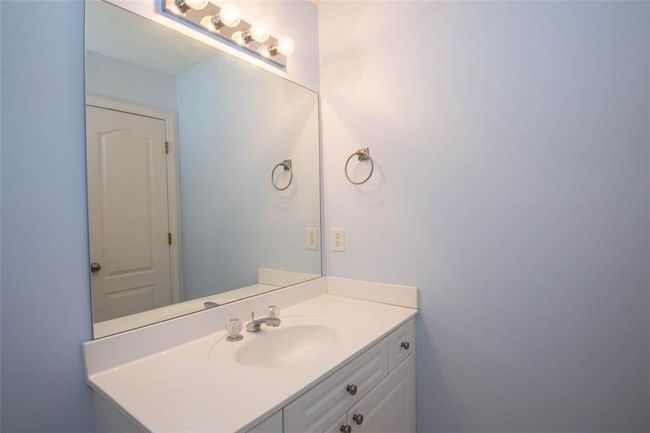 1215 Harris Commons Pl, Townhouse with 3 bedrooms, 3 bathrooms and 2 parking in Roswell GA | Image 25