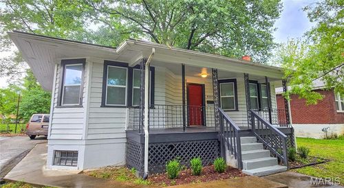 8307 Garfield Ave, Saint Louis, MO, 63114-6217 | Card Image