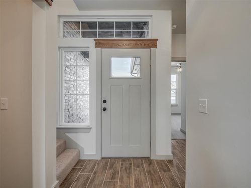 2240 E Thomas Ter, Mustang, OK, 73064-2321 | Card Image