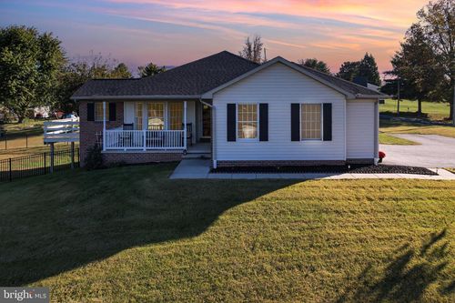 22 Pemberton Dr, EAST BERLIN, PA, 17316-9319 | Card Image