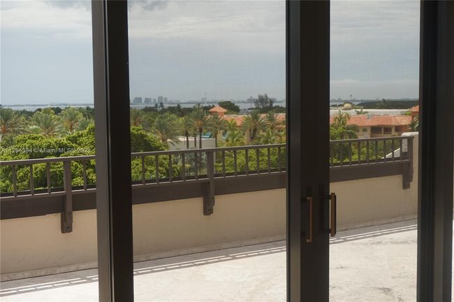 APT-543 - 151 Crandon Blvd, Condo with 3 bedrooms, 3 bathrooms and null parking in Key Biscayne FL | Image 56
