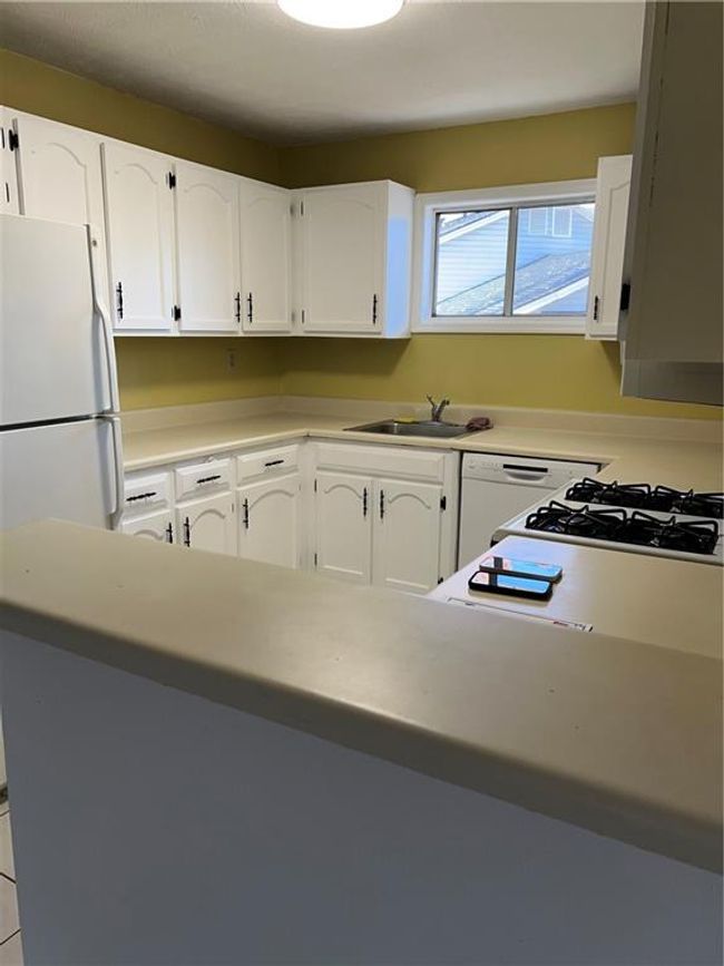 1648 Raleigh Cir Se, Condo with 2 bedrooms, 2 bathrooms and 1 parking in Marietta GA | Image 8