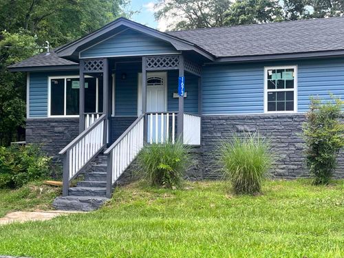 1673 Lyon St, Batesville, AR, 72501-4704 | Card Image