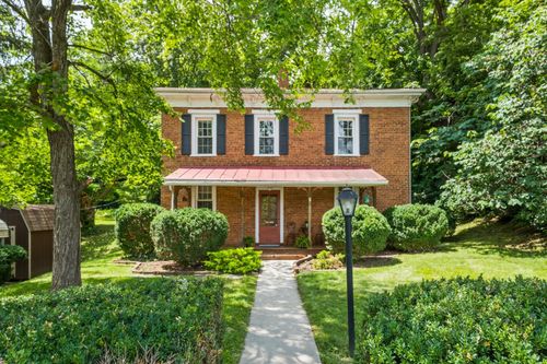 20 Bagby St, Staunton, VA, 24401 | Card Image