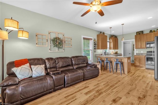 Living Room View 3 | Image 11